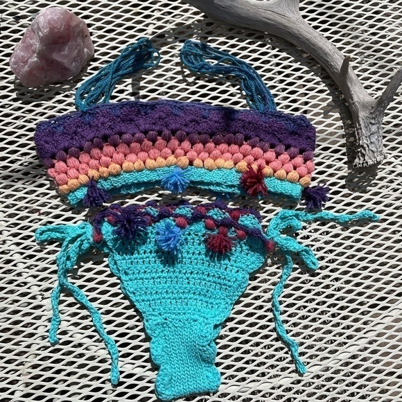 CROCHETED BIKINI WITH TASSELS - Picture 12 of 13